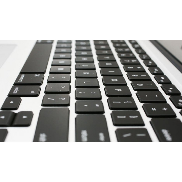 Ноутбук Apple MacBook Air 13" 7,2 A1466 (Early 2015) (i5-5250U|4GB|256SSD)