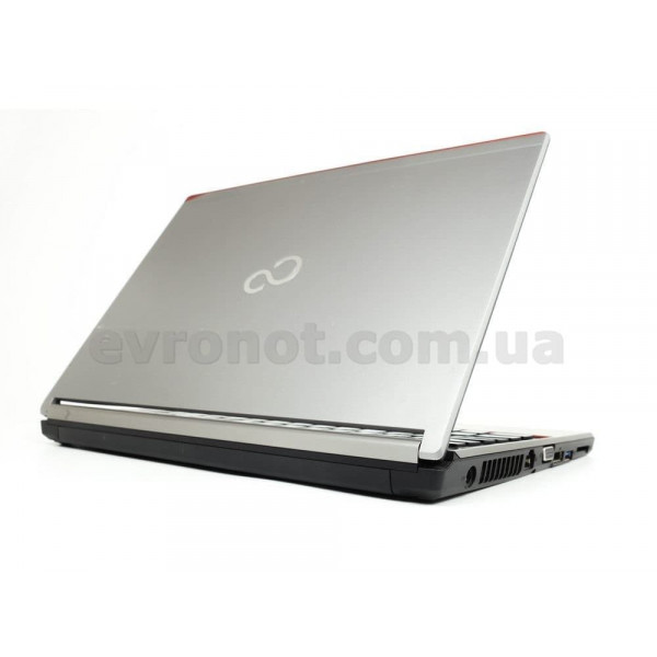 Ноутбук Fujitsu Lifebook E736 (i3-6100U | 8GB | 160SSD)